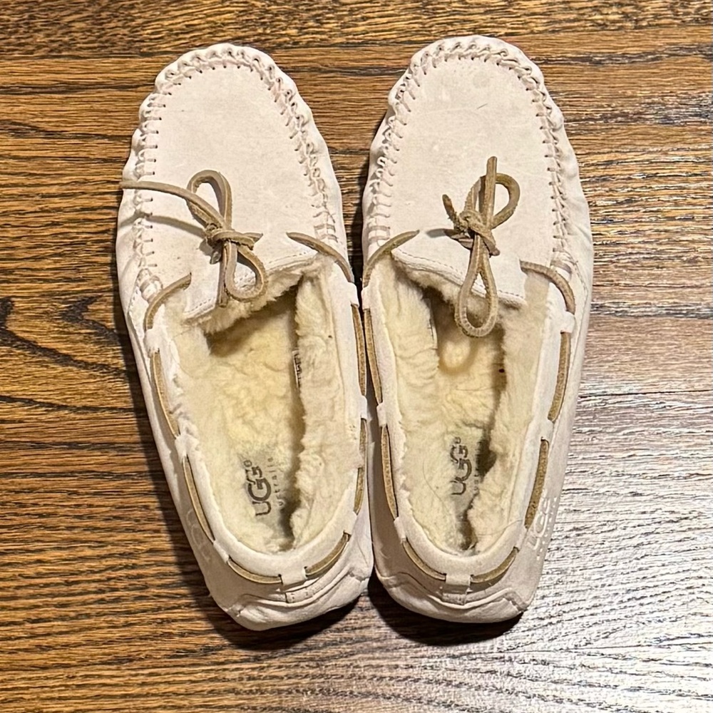UGG Women's Pale Pink Moccasin Slippers